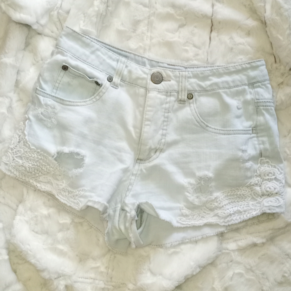 Womens High-waisted Booty Shorts